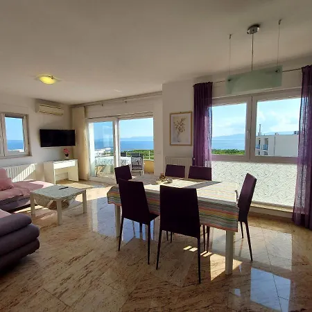 Kleopatra's Suit Apartman *